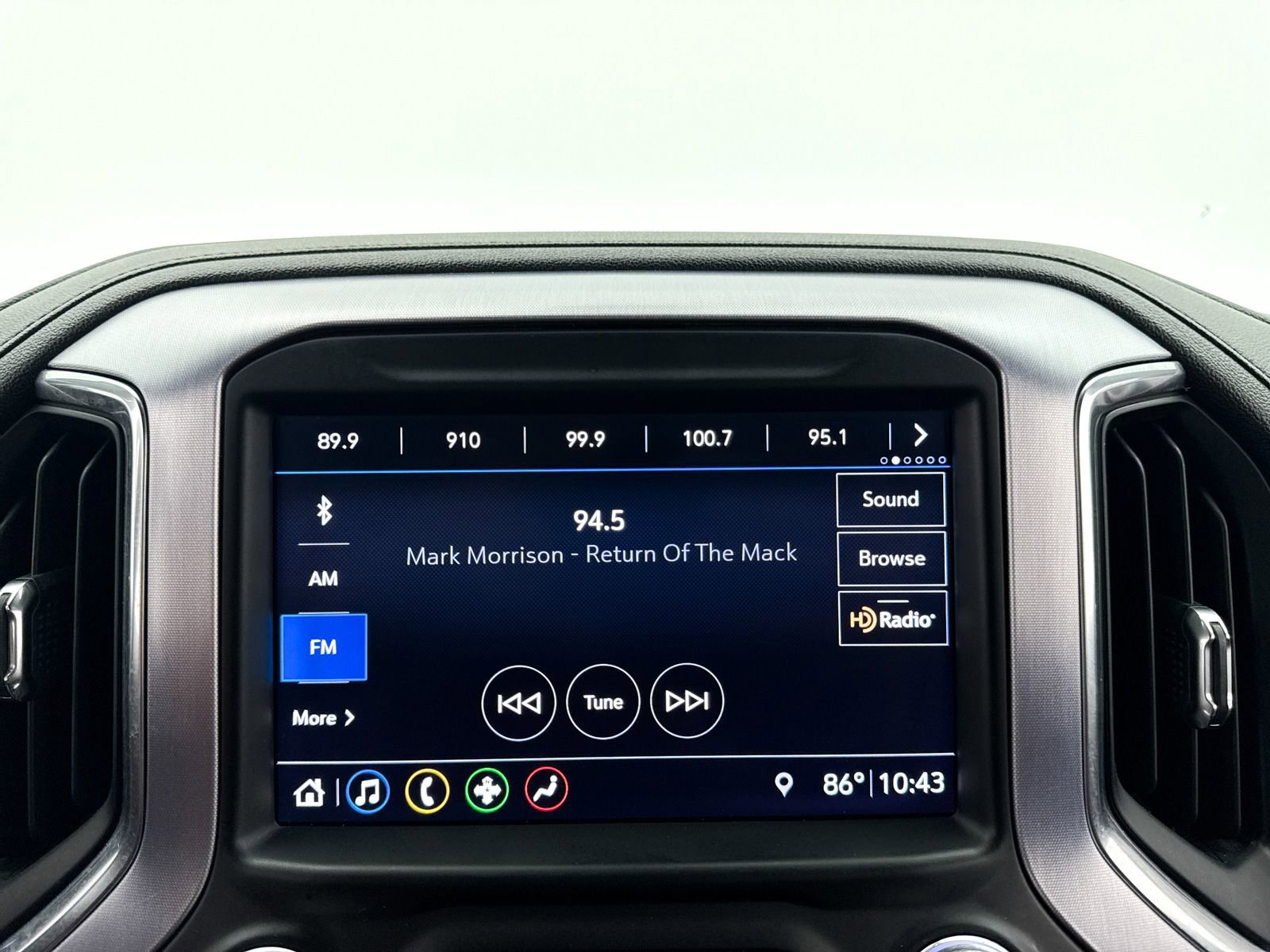 Used 2019 GMC Sierra 1500 SLT AWD/4WD image 16