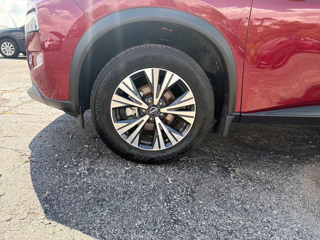 Used 2023 Nissan Rogue SV AWD/4WD image 28