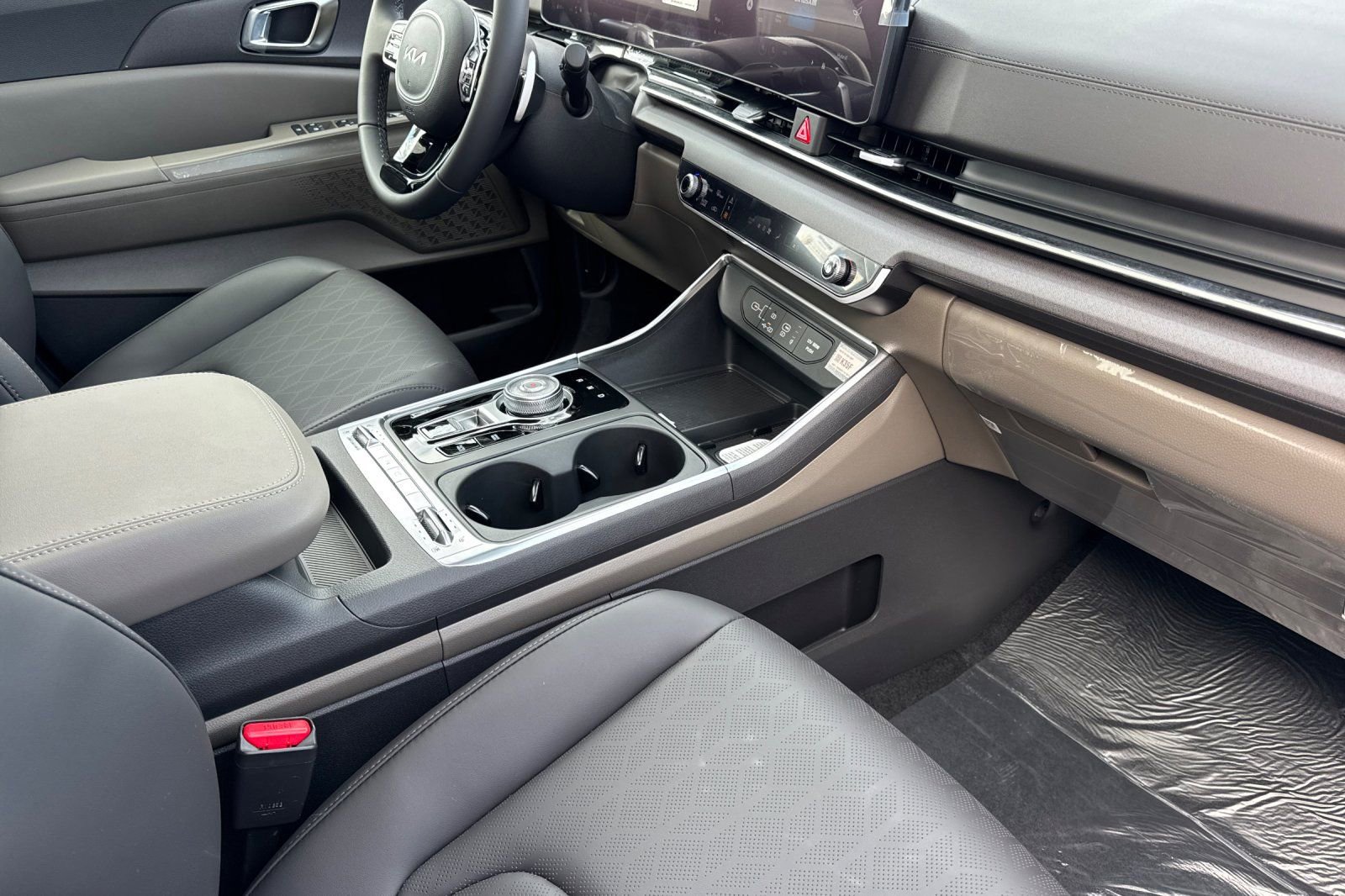 New 2026 Kia Carnival SX image 17