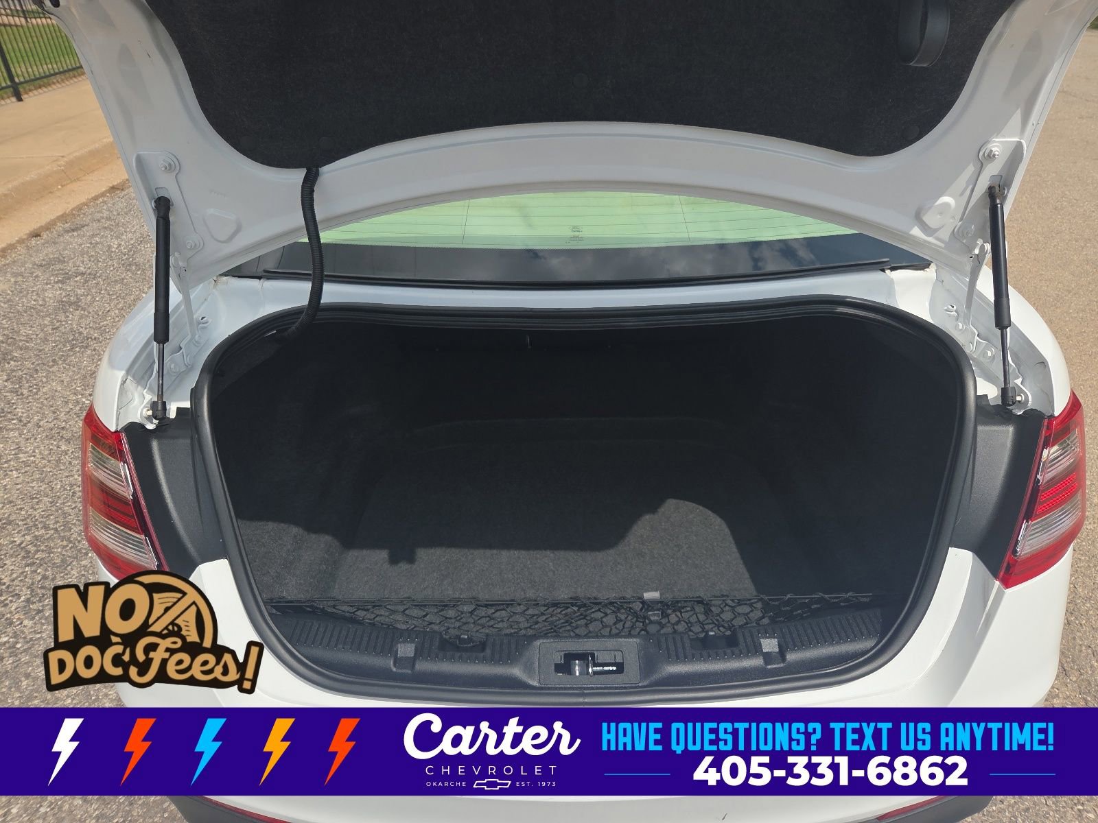 Used 2019 Ford Taurus SE FWD image 31