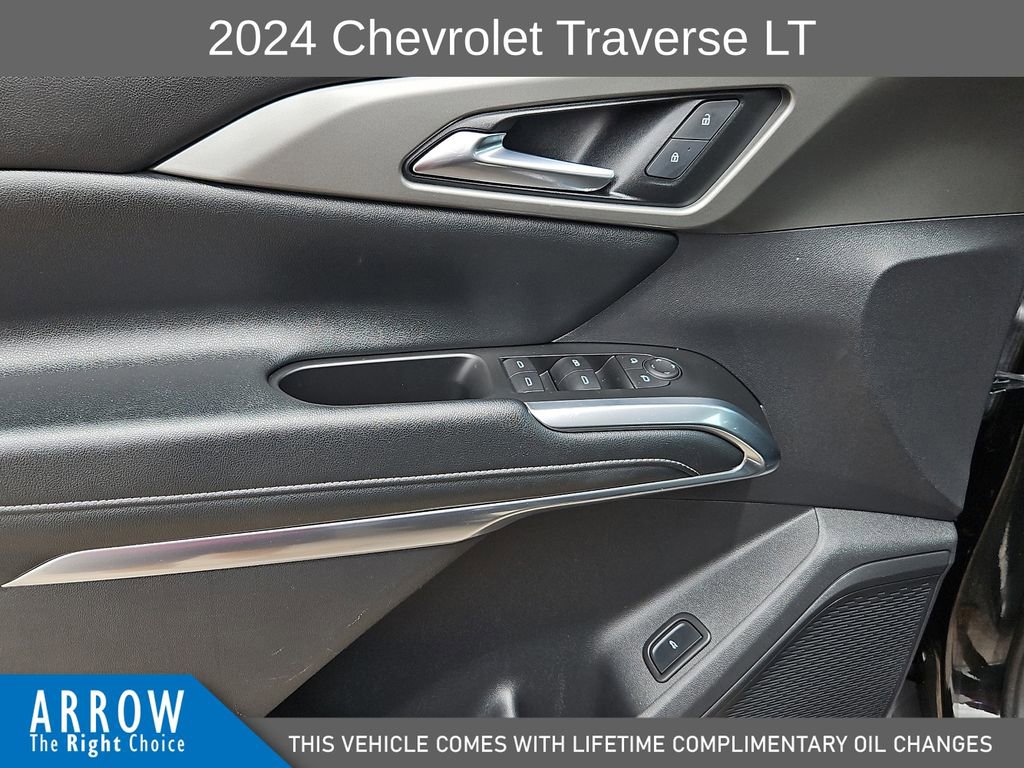 Used 2024 Chevrolet Traverse LT AWD/4WD image 21