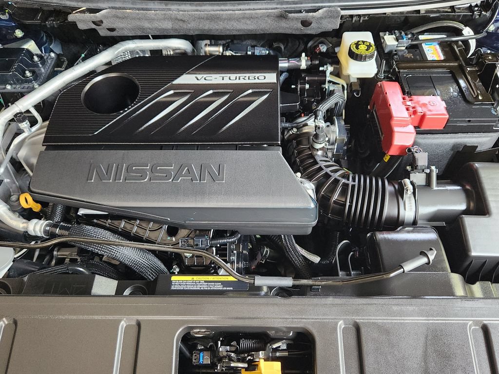 Certified 2025 Nissan Rogue Platinum w/ Tech Package AWD/4WD image 30