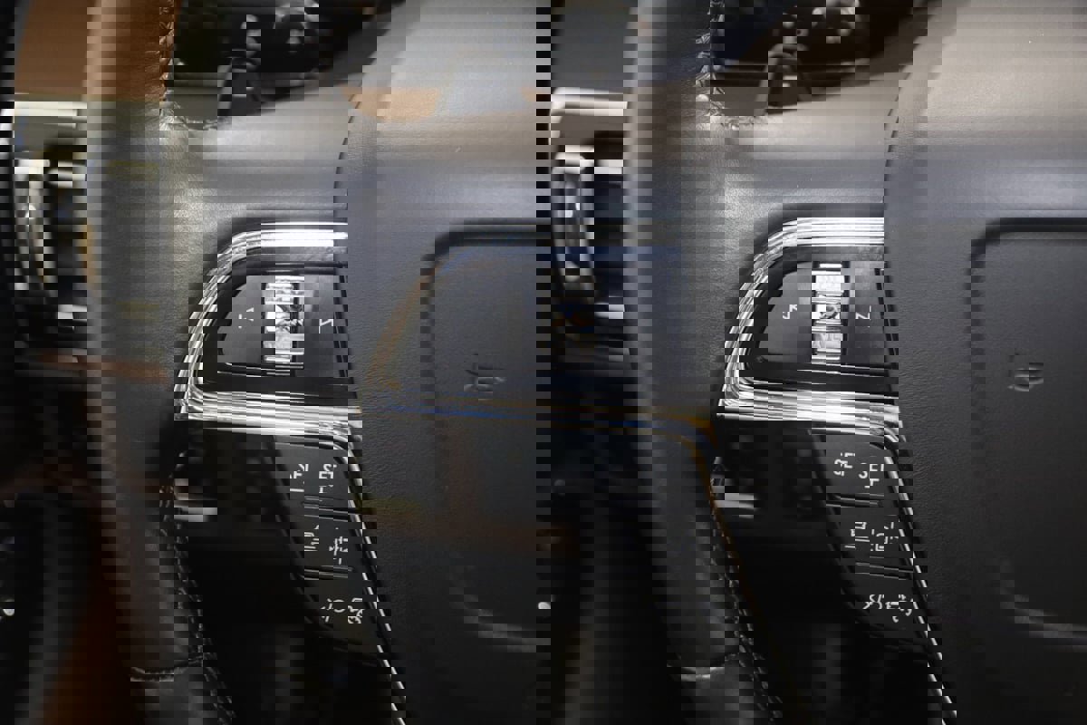 Used 2023 Lincoln Navigator Reserve image 39