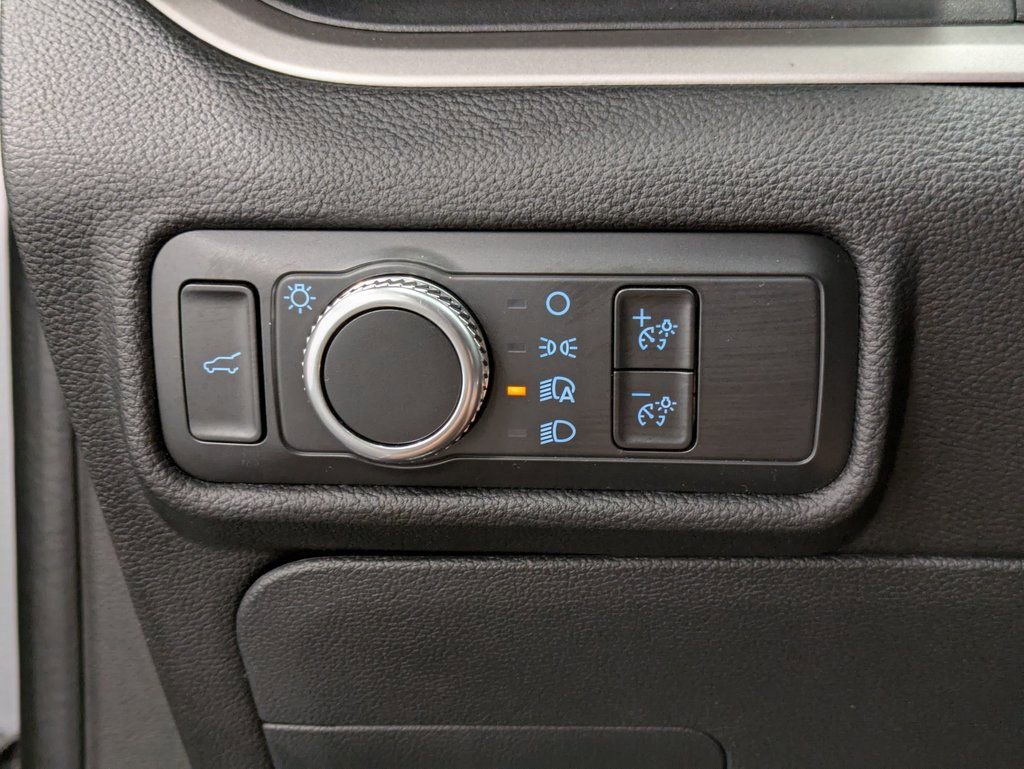 Used 2022 Ford Explorer XLT w/ Class IV Trailer Tow Package image 20