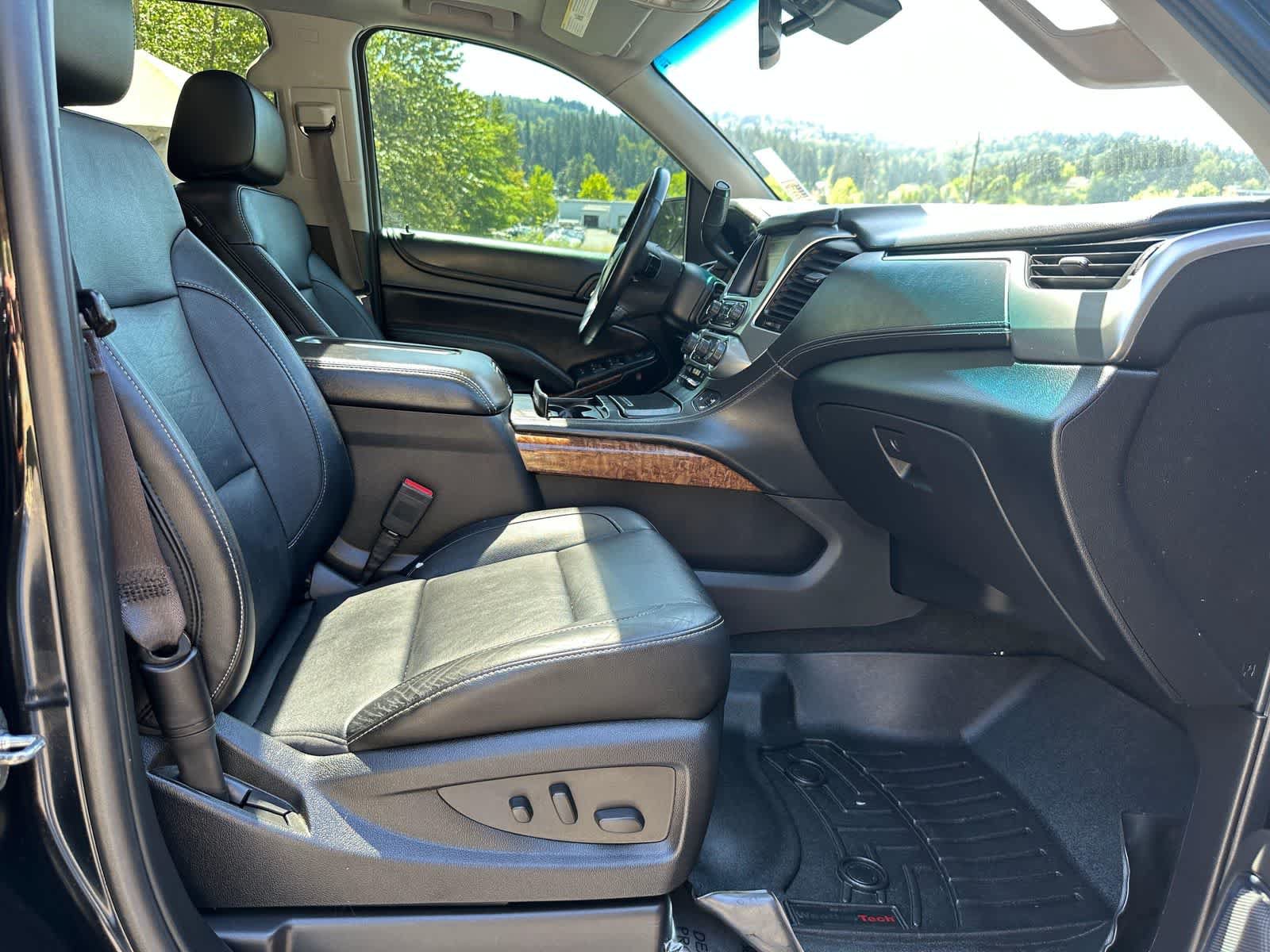Used 2016 Chevrolet Tahoe LTZ AWD/4WD image 14