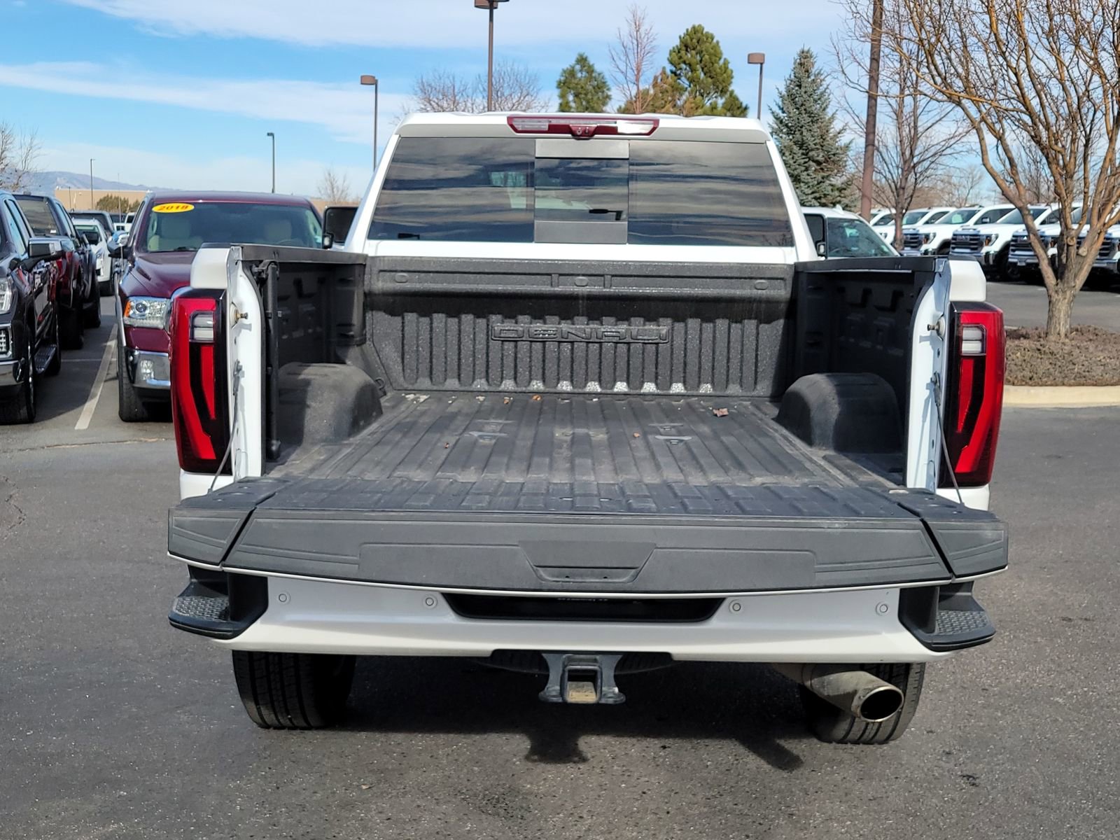 Used 2024 GMC Sierra 2500 Denali w/ Denali Reserve Package image 12