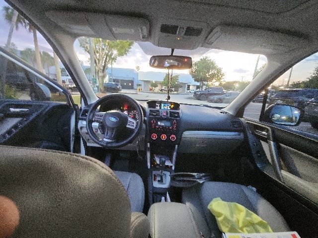 Used 2015 Subaru Forester 2.5i Limited w/ Popular Package #2 AWD/4WD image 6