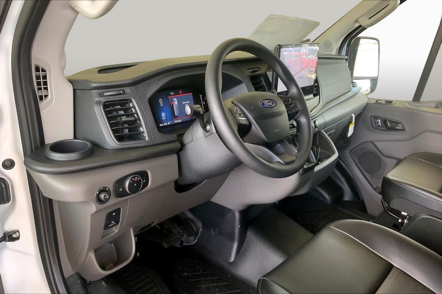New 2026 Ford Transit 250 148 Medium Roof w/ Load Area Protection Package RWD image 6