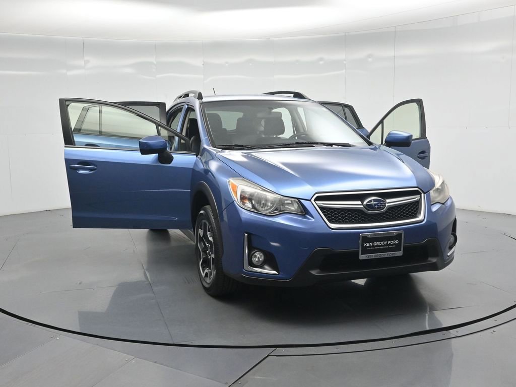 Used 2017 Subaru Crosstrek 2.0i Premium image 26
