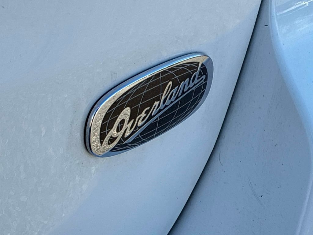 Used 2019 Jeep Grand Cherokee Overland image 11