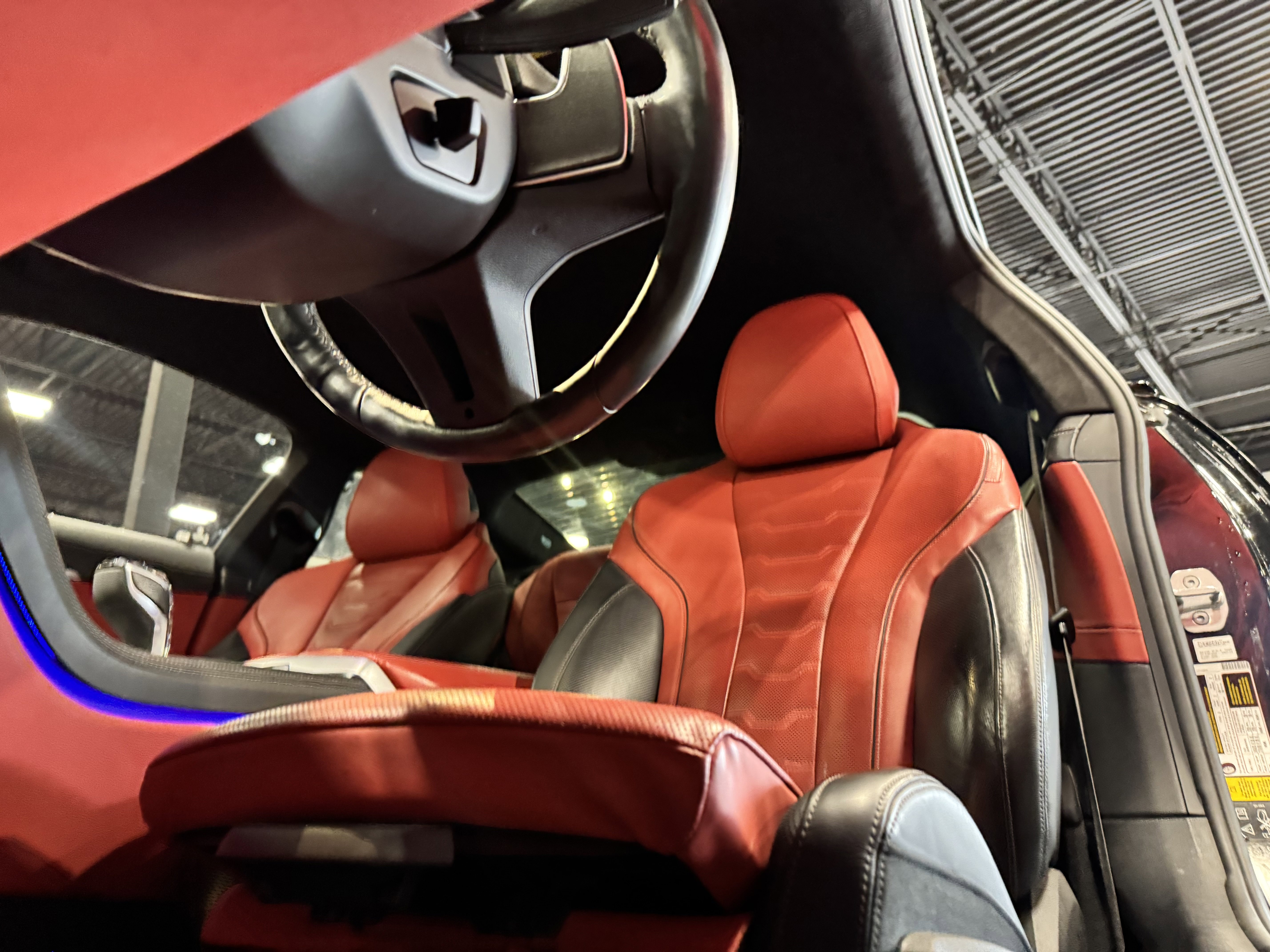 Used 2019 BMW M850i xDrive Coupe w/ Executive Package image 30