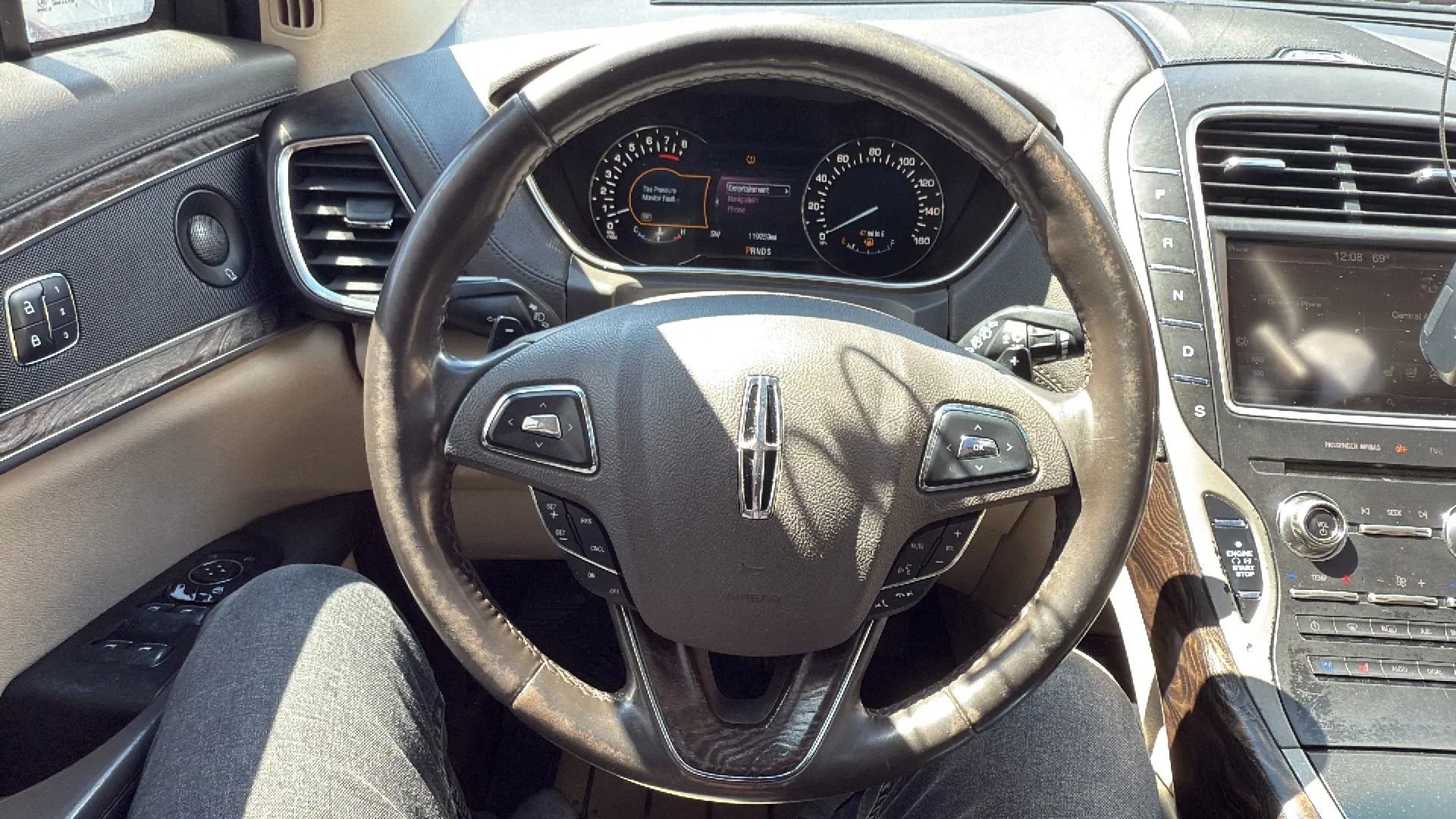 Used 2016 Lincoln MKX Reserve w/ Climate Package AWD/4WD image 10