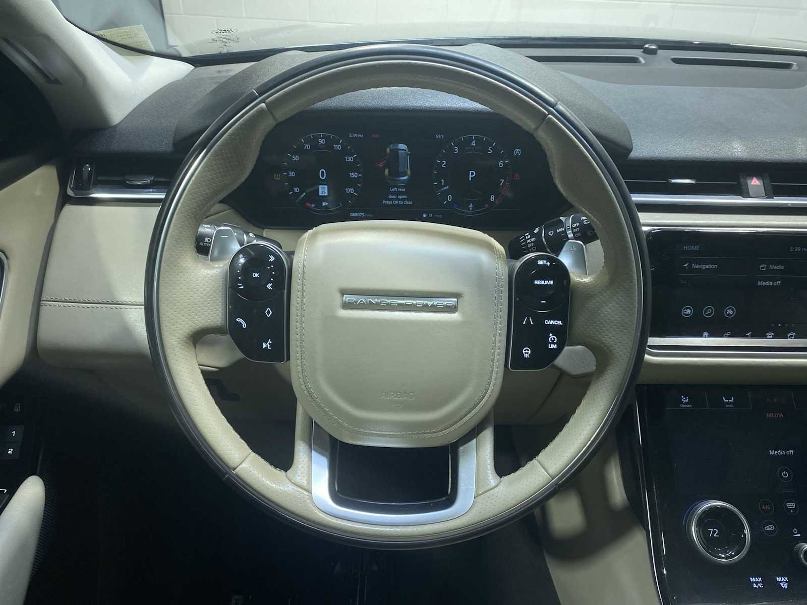 Used 2018 Land Rover Range Rover Velar S image 15