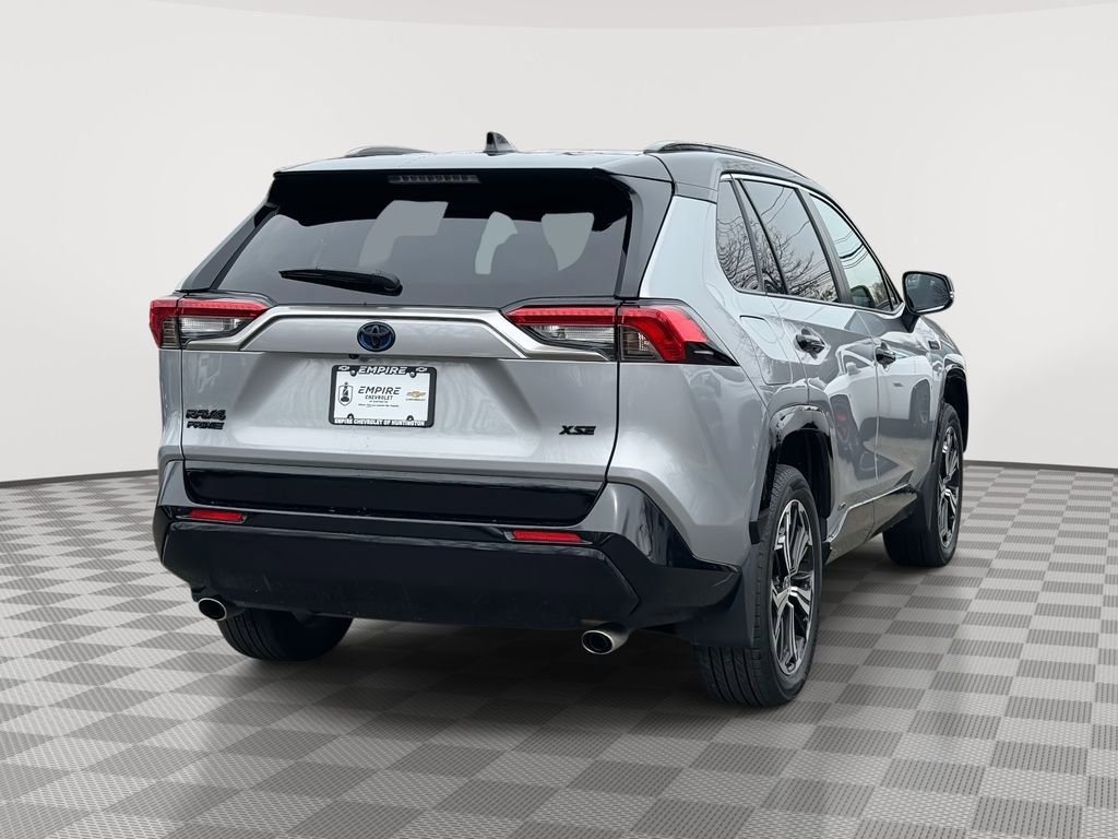 Used 2023 Toyota RAV4 XSE w/ Weather Package AWD/4WD image 3