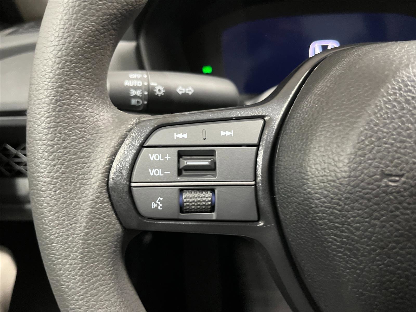 New 2025 Honda Accord SE image 17