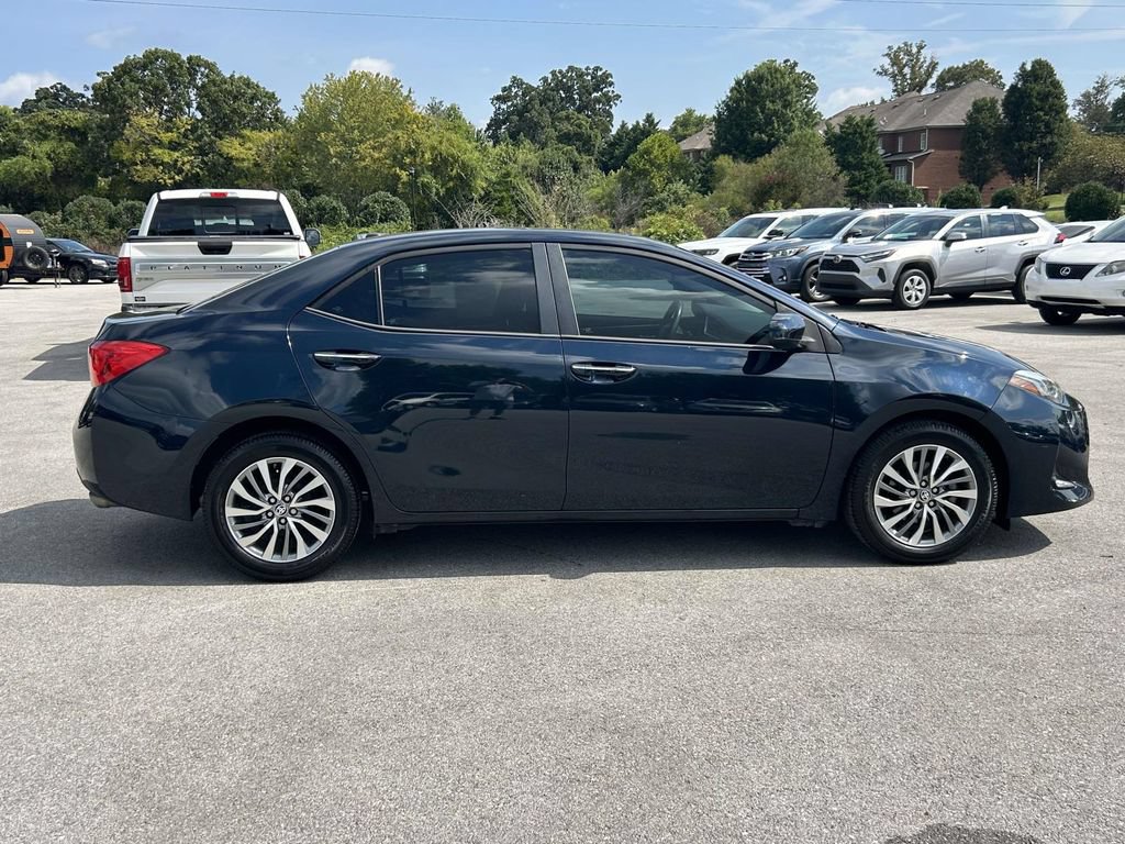 Used 2018 Toyota Corolla XLE FWD image 8