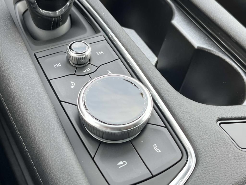New 2025 Cadillac XT5 Premium Luxury w/ Technology Package image 36