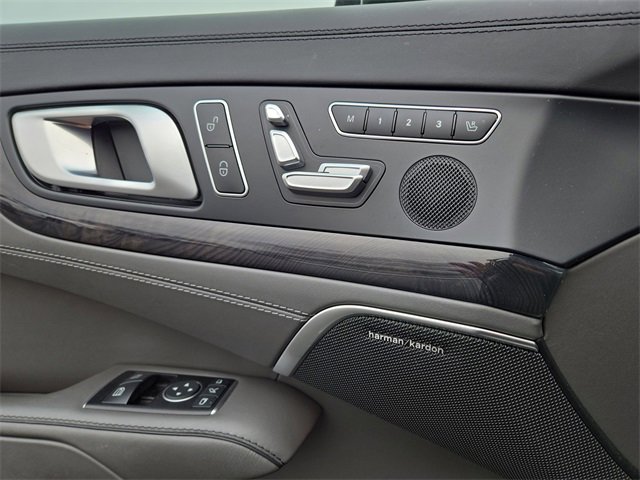 Used 2017 Mercedes-Benz SL 63 AMG image 23