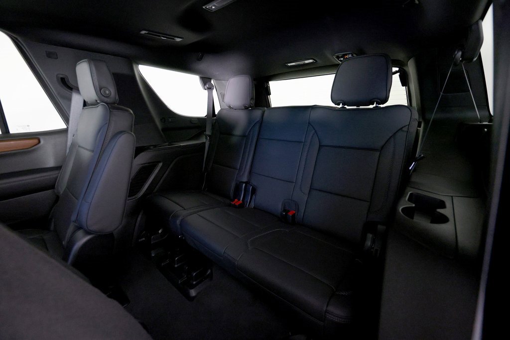 Used 2026 GMC Yukon Denali w/ Sun & Power Step Package image 16