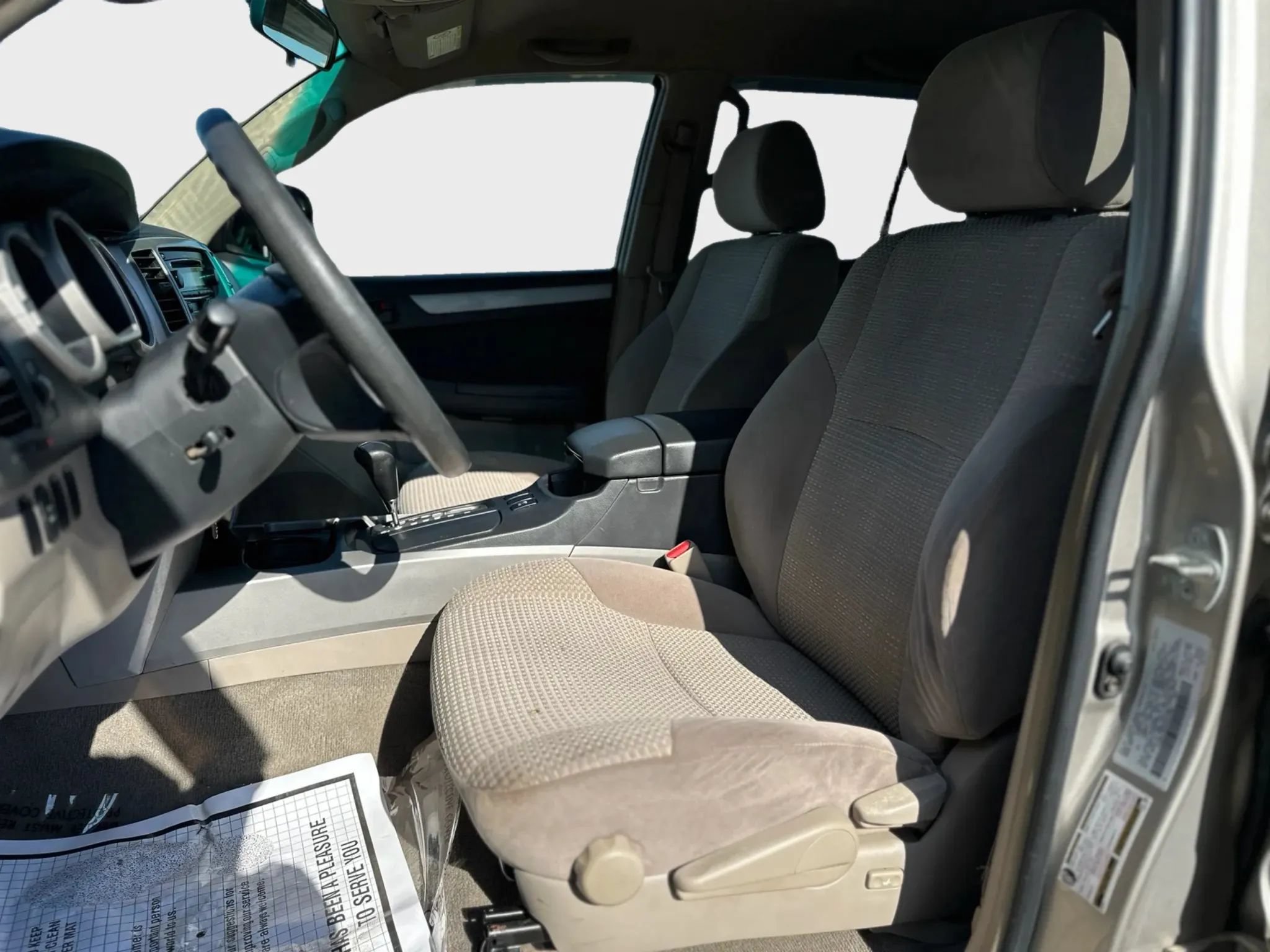 Used 2004 Toyota 4Runner Sport AWD/4WD image 16