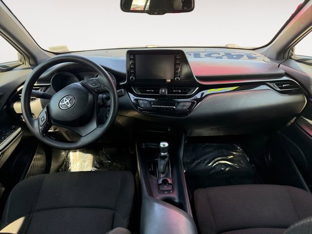 Used 2019 Toyota C-HR LE image 10
