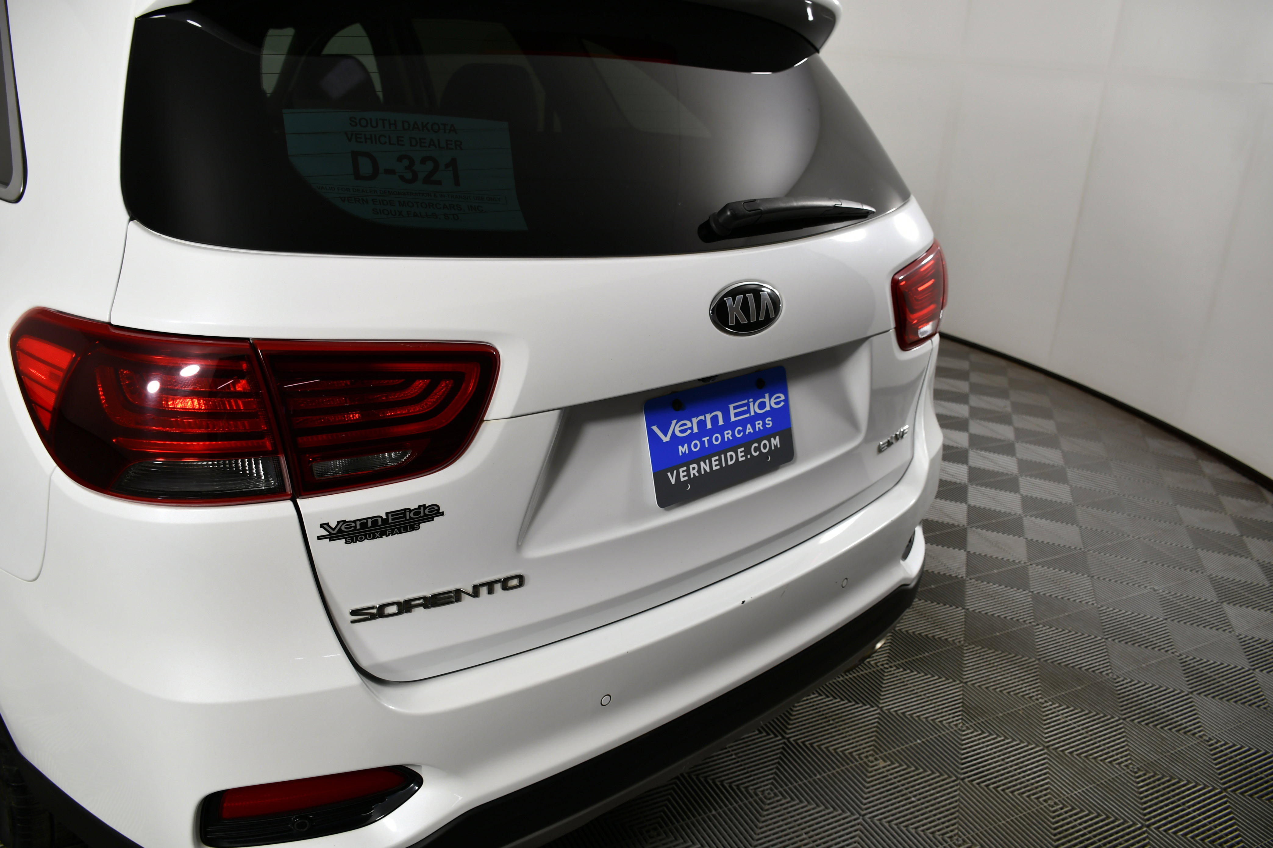 Used 2020 Kia Sorento EX image 15