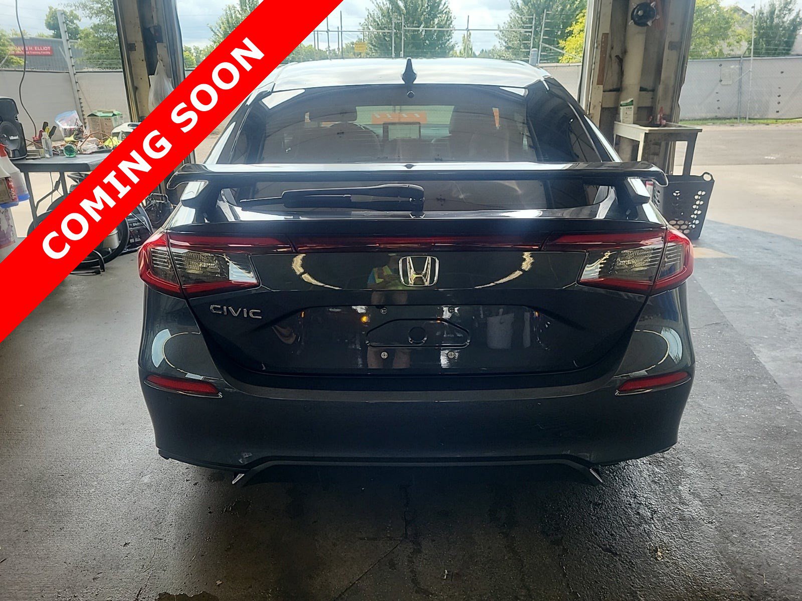 Used 2022 Honda Civic Sport Touring image 4