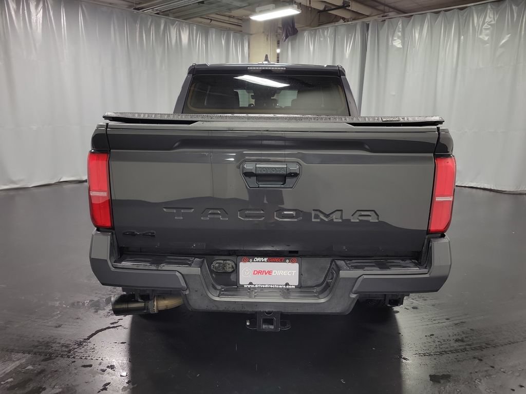 Used 2024 Toyota Tacoma TRD Sport AWD/4WD image 7
