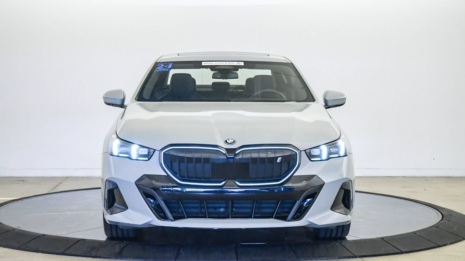 Certified 2024 BMW i5 eDrive40i w/ M Sport Package RWD image 7