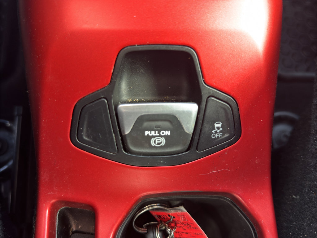 Used 2018 Jeep Renegade Trailhawk w/ Cold Weather Group II image 35