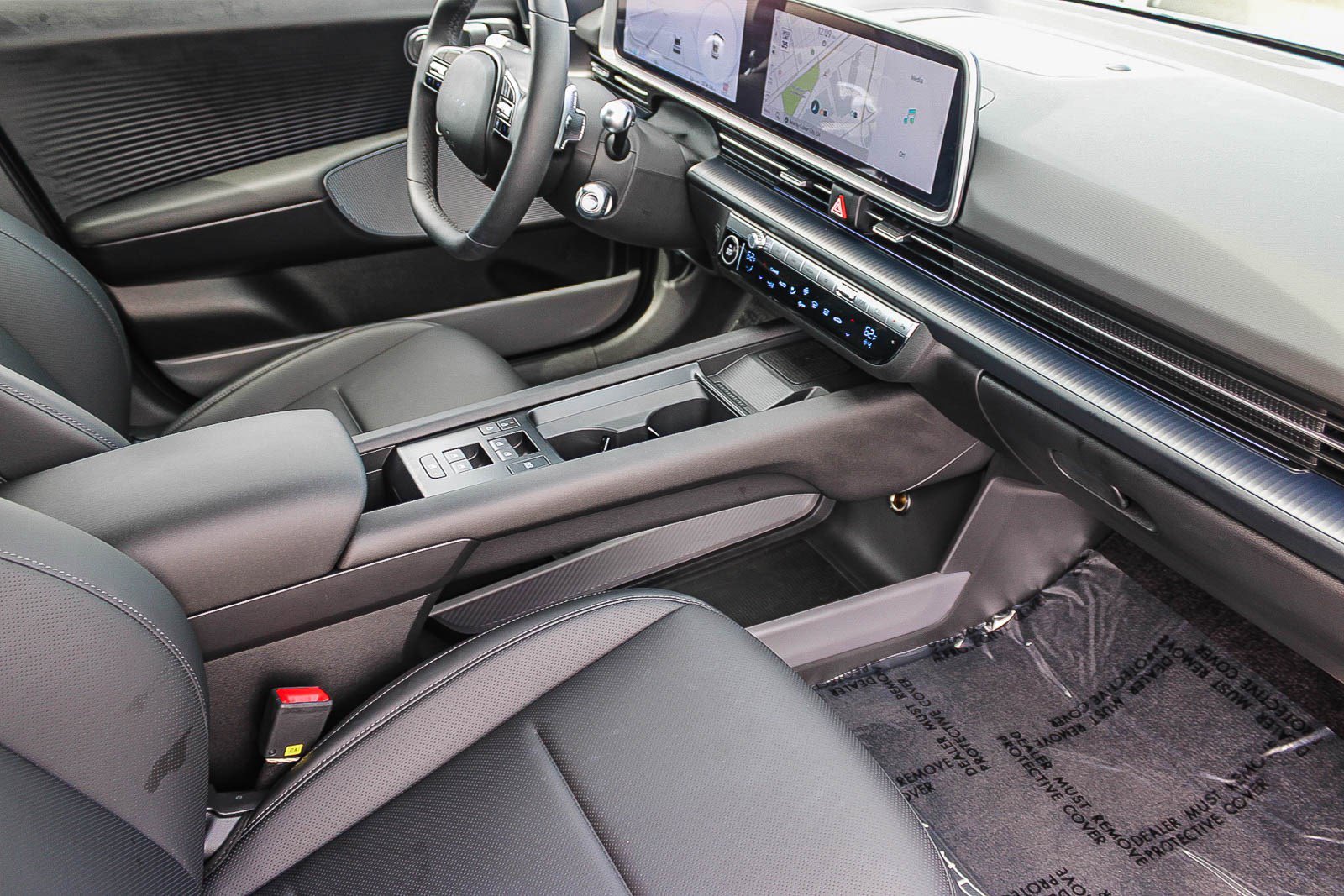 Used 2025 Hyundai Ioniq 6 Limited image 17