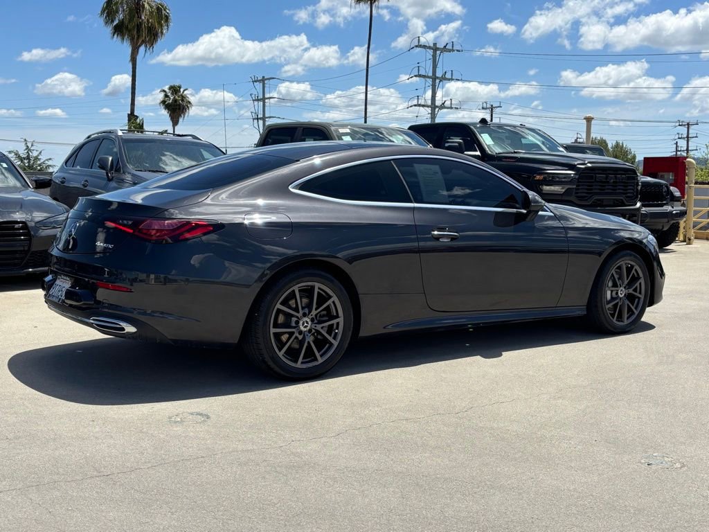 Used 2024 Mercedes-Benz CLE 300 4MATIC Coupe image 4