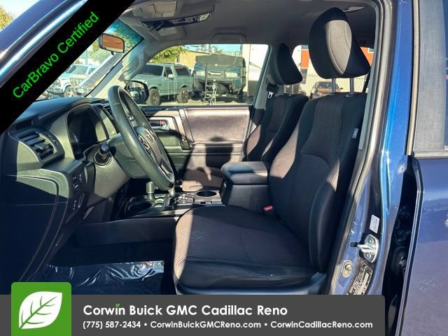 Used 2018 Toyota 4Runner TRD Off-Road AWD/4WD image 14
