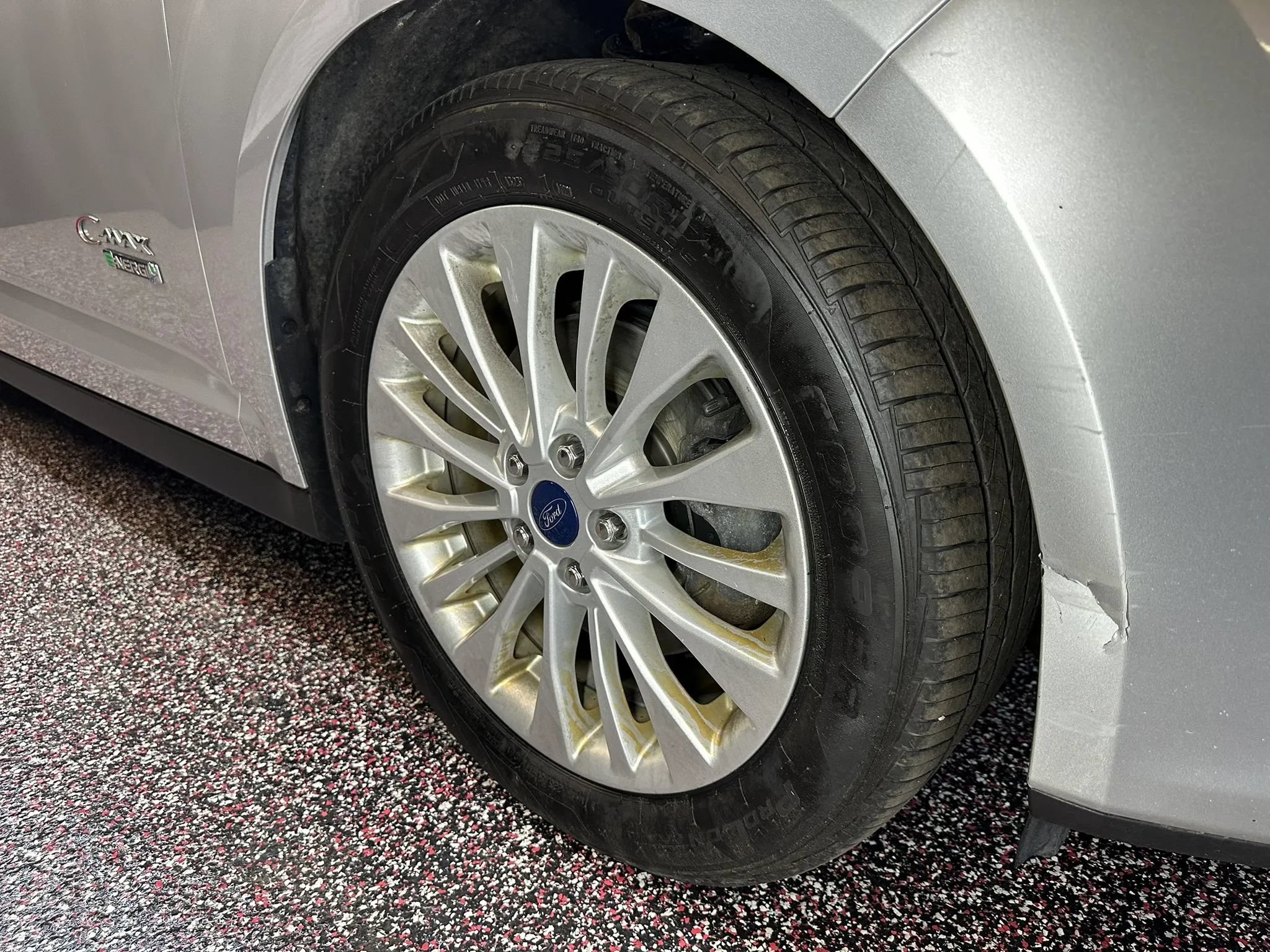Used 2017 Ford C-MAX Energi SE w/ Equipment Group 402A FWD image 34