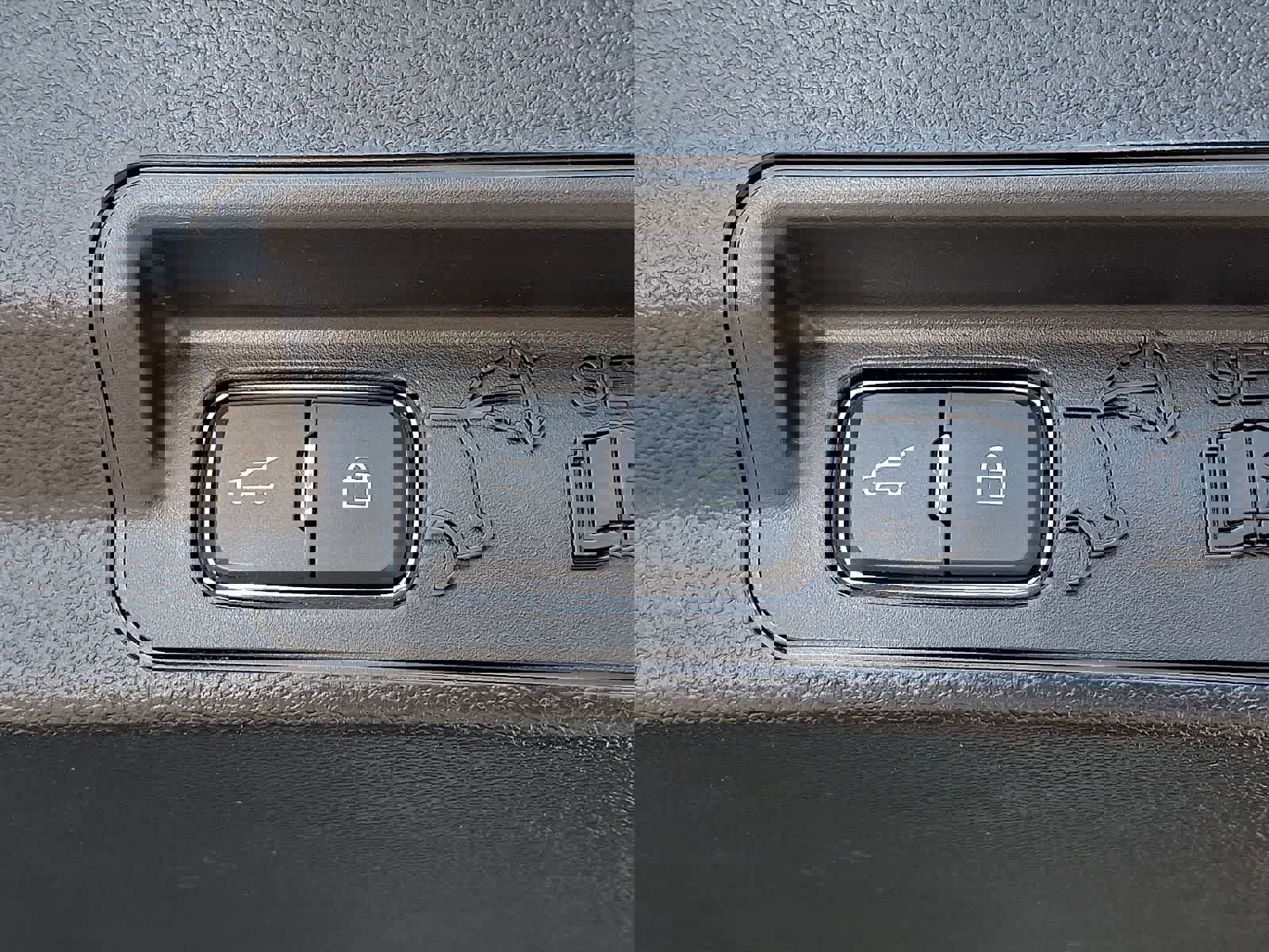 Used 2023 Ford Explorer XLT w/ Equipment Group 202A image 32