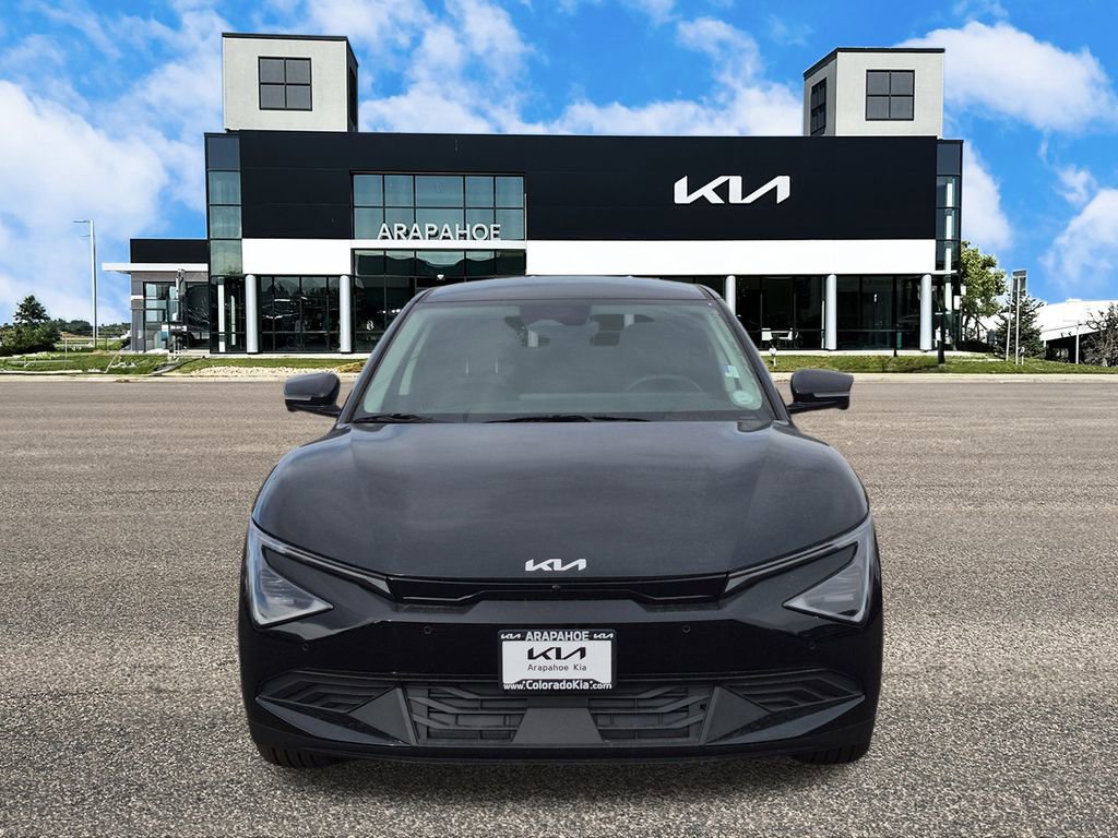 New 2025 Kia EV6 Light w/ Light LR Technology Package image 3