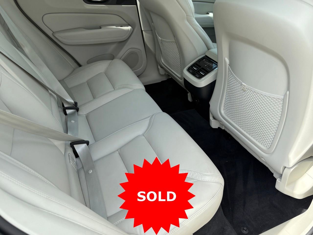 Certified 2023 Volvo XC60 B5 Ultimate w/ Climate Package AWD/4WD image 33