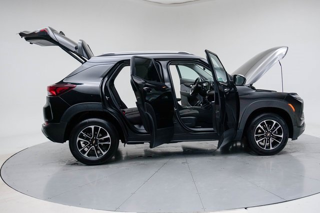 Used 2024 Chevrolet TrailBlazer LT w/ Convenience Package image 13