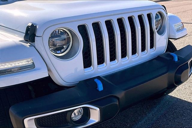 Used 2022 Jeep Wrangler Unlimited Sahara w/ Cold Weather Group image 28