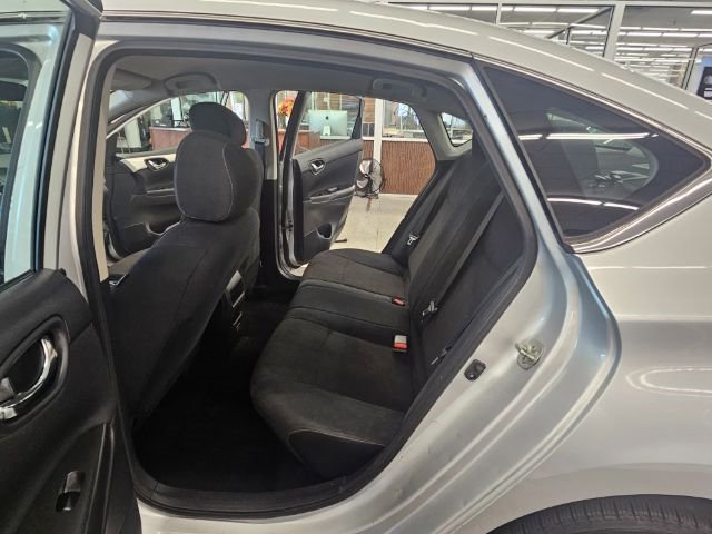 Used 2019 Nissan Sentra S image 33