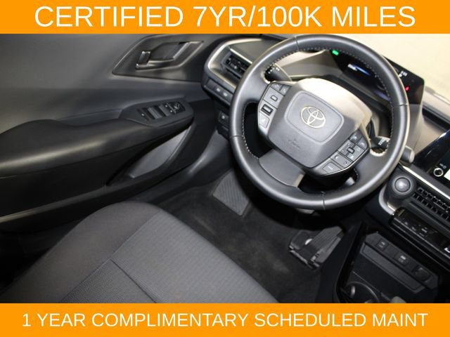Used 2025 Toyota Prius LE FWD image 17