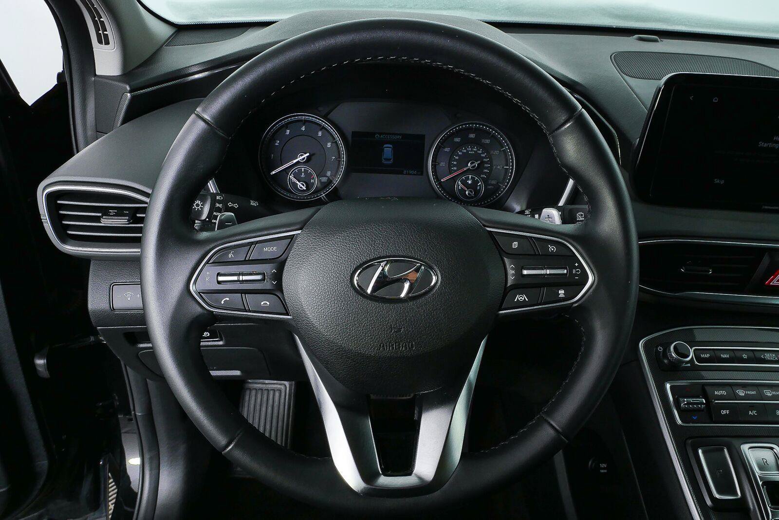 Used 2023 Hyundai Santa Fe SEL AWD/4WD image 9