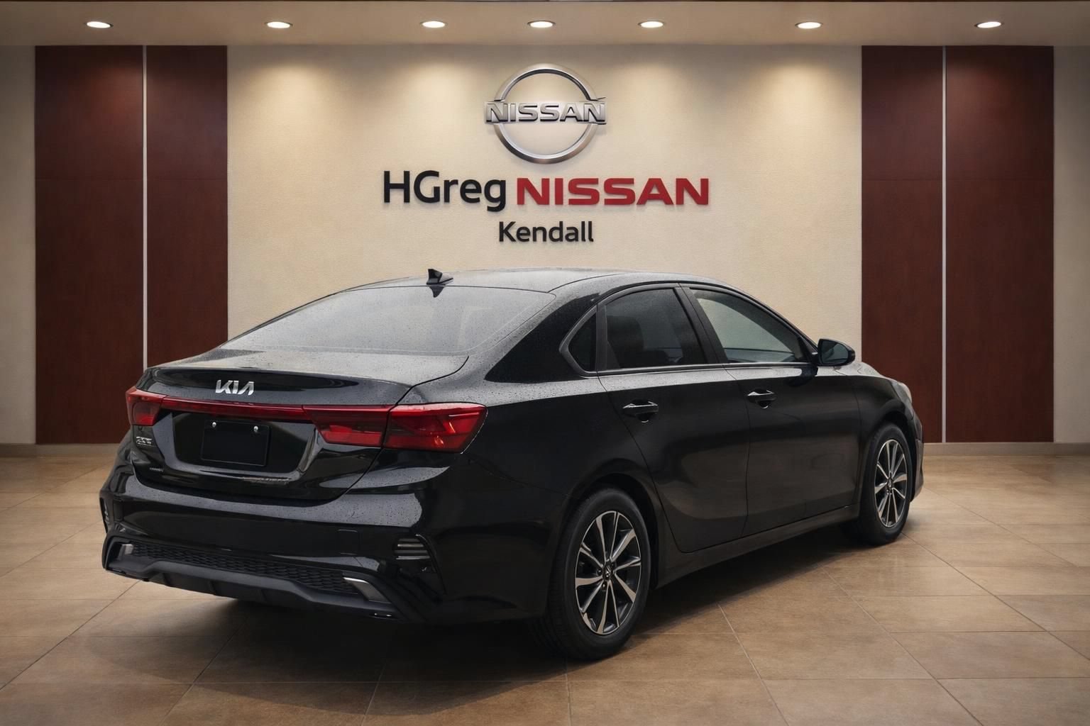 Used 2023 Kia Forte LXS w/ LXS Technology Package FWD image 4