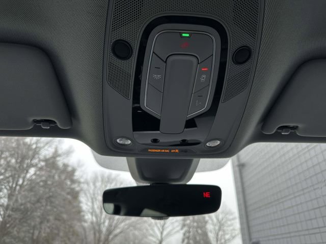 Used 2023 Audi Q5 2.0T Premium w/ Convenience Package image 32