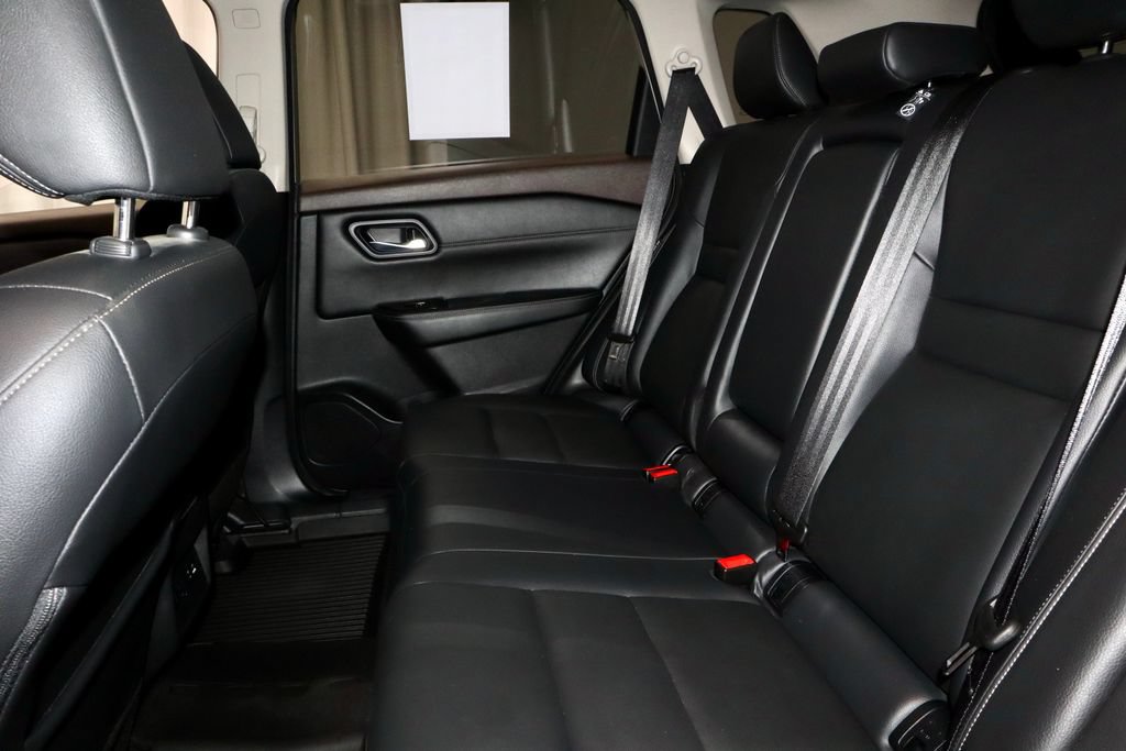 Used 2022 Nissan Rogue SL AWD/4WD image 22