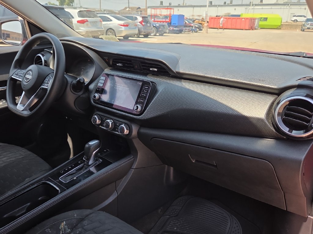 Used 2023 Nissan Kicks SV FWD image 16
