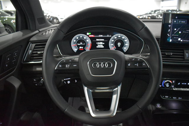 Used 2023 Audi Q5 2.0T Premium Plus w/ Premium Plus Package AWD/4WD image 17