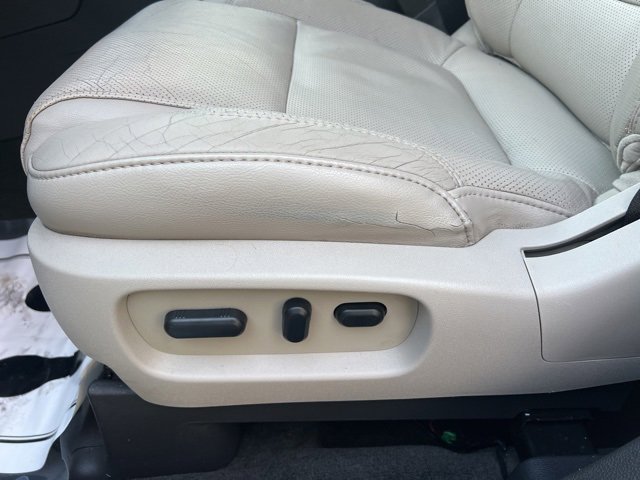 Used 2011 Ford Explorer Limited w/ 302A Rapid Spec Order Code image 26