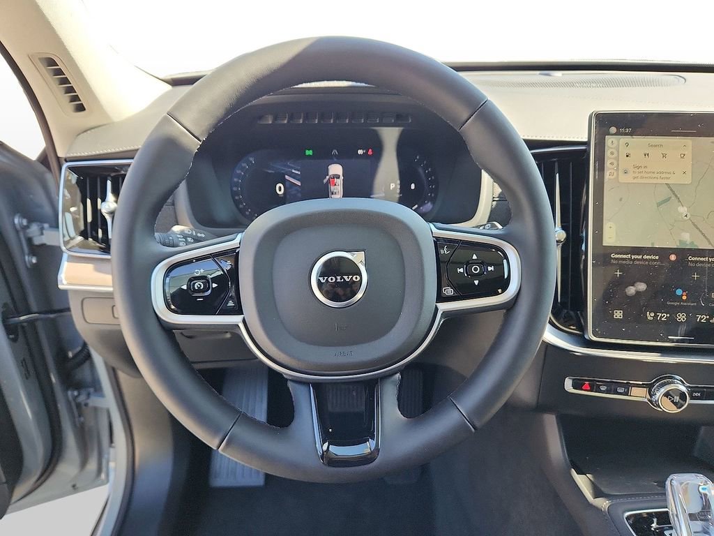 New 2026 Volvo XC90 B6 Plus w/ Protection Package Premier image 17