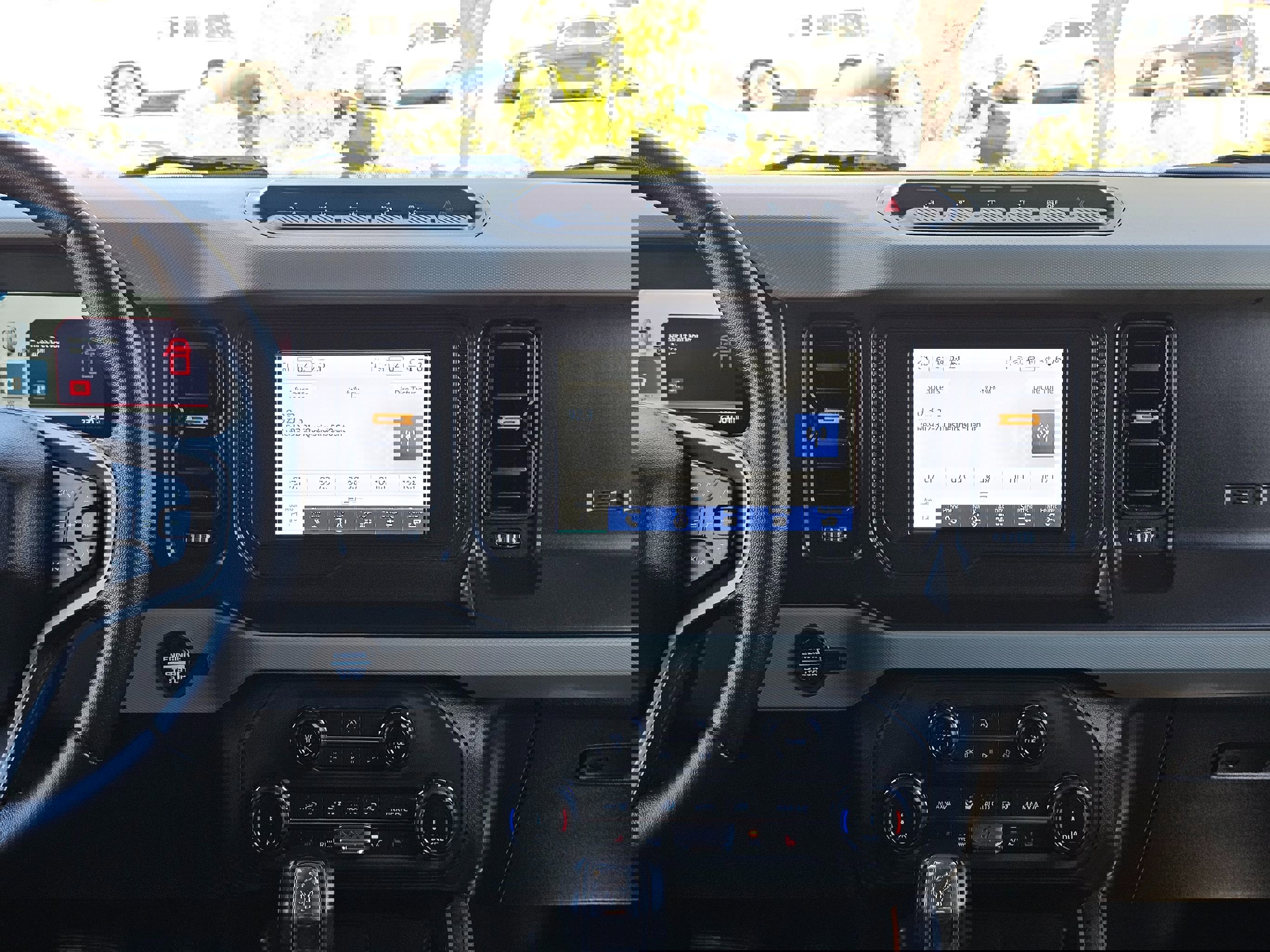 Used 2022 Ford Bronco Badlands w/ Sasquatch Package image 26